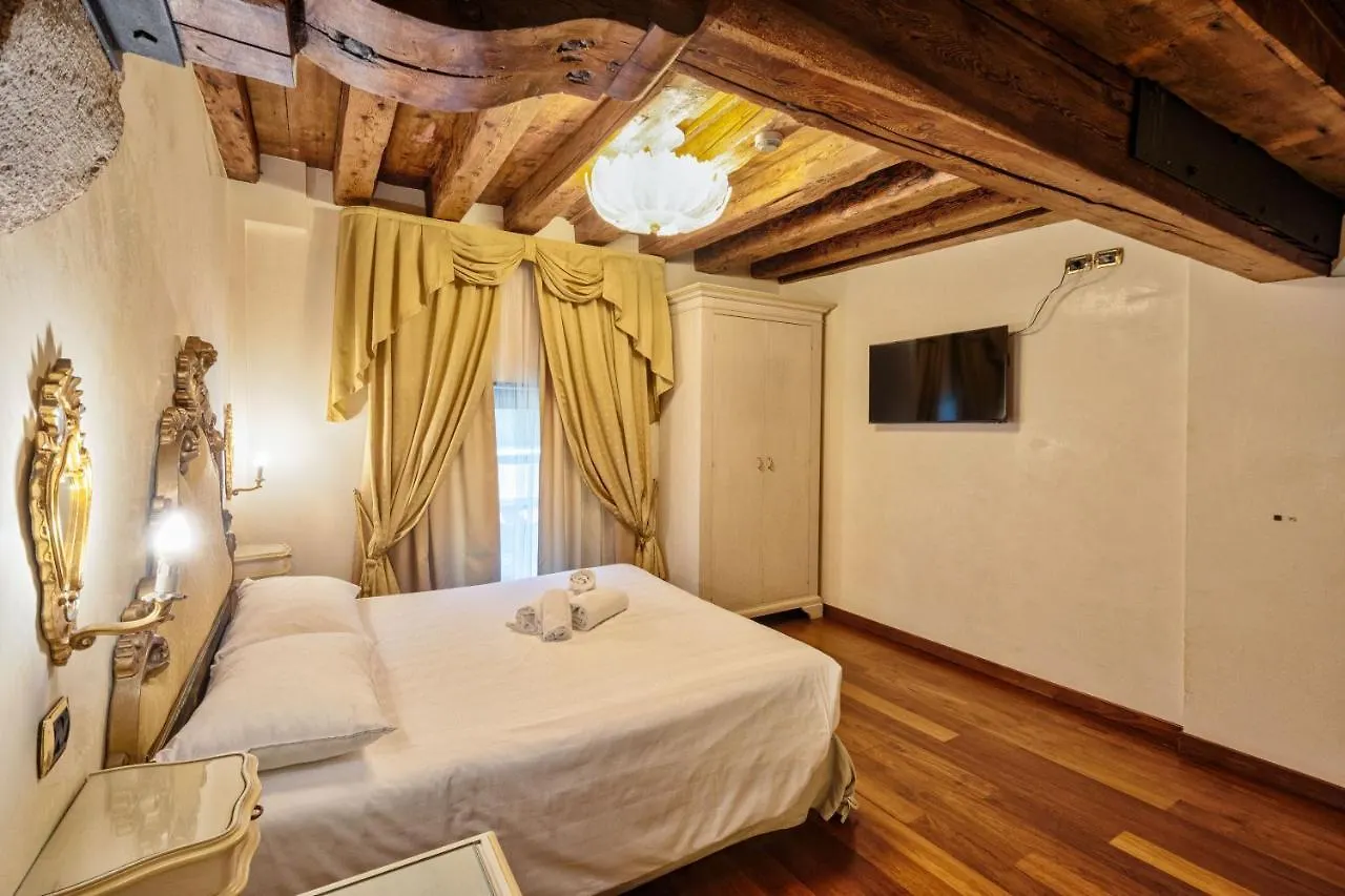 Hotel Vecellio Venice On The Lagoon İtalya